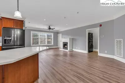 180 Gateway Drive #301, Boone, NC 28607 - Photo 8