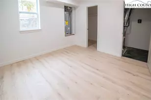 605 Vance St, Lenoir, NC 28645 - Photo 20