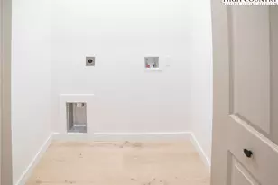 605 Vance St, Lenoir, NC 28645 - Photo 10