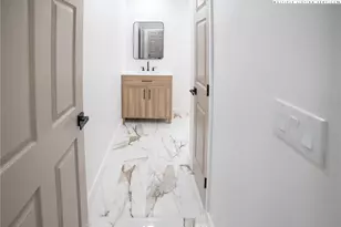 605 Vance St, Lenoir, NC 28645 - Photo 14