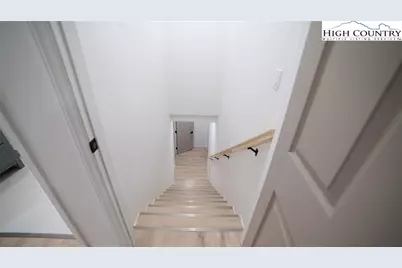 605 Vance Street, Lenoir, NC 28645 - Photo 18