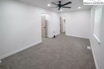 605 Vance Street, Lenoir, NC 28645 - Photo 12