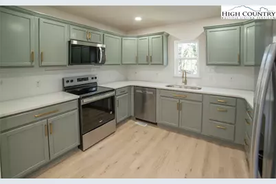 605 Vance Street, Lenoir, NC 28645 - Photo 6