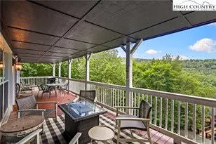 114 W Blueberry Ln, Beech Mountain, NC 28604 - Photo 18