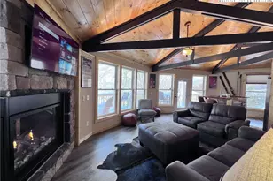 528 Briarcliff Rd, Sugar Mountain, NC 28604 - Photo 4