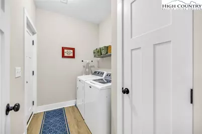 165 W Evergreen Street, West Jefferson, NC 28694 - Photo 18