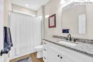 165 W Evergreen St, West Jefferson, NC 28694 - Photo 16