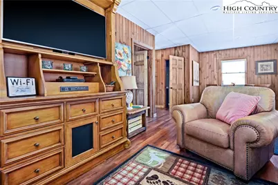 2730 Tynecastle Highway, Banner Elk, NC 28604 - Photo 20