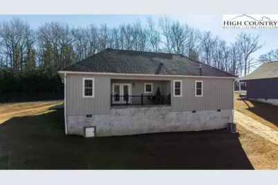 587 Memorial Park Drive, Sparta, NC 28675 - Photo 6