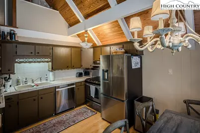 244 Walnut, Boone, NC 28607 - Photo 20