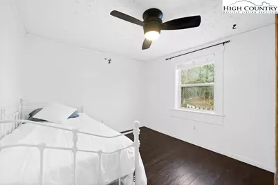 295 Jakes Mountain Road, Deep Gap, NC 28618 - Photo 18