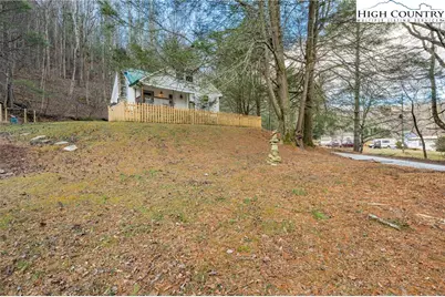 295 Jakes Mountain Road, Deep Gap, NC 28618 - Photo 32