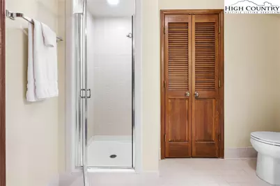 264 Evergreen Drive #6, Blowing Rock, NC 28605 - Photo 18