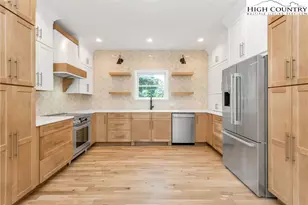 120 Twin Bridges Cir, Fleetwood, NC 28626 - Photo 8