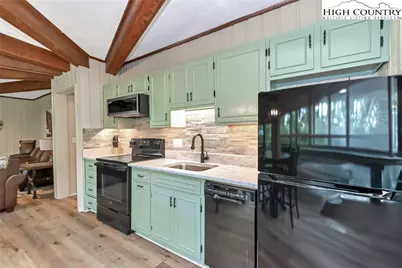 104 Hornbeam Road, Beech Mountain, NC 28604 - Photo 40