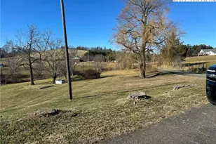 1620 Little Pine Rd, Ennice, NC 28623 - Photo 4