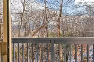 150 Glenwood Ln, Sugar Mountain, NC 28604 - Photo 2