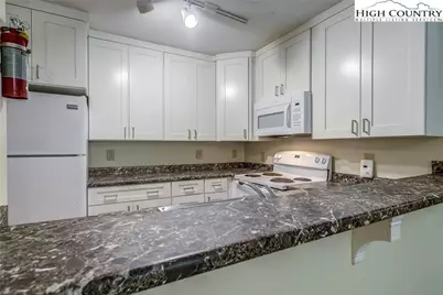 200 Pilgrims Way #21, Boone, NC 28607 - Photo 12