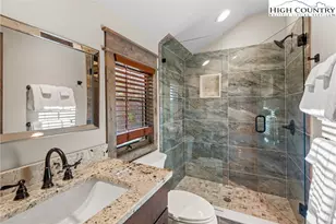 22 Tioga Dr, Banner Elk, NC 28604 - Photo 6