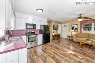 2862 Lower Nettle Knob Rd, West Jefferson, NC 28694 - Photo 18