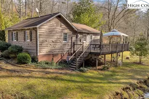 2862 Lower Nettle Knob Rd, West Jefferson, NC 28694 - Photo 2