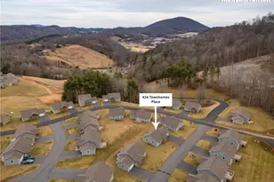 424 Townhomes Pl, Boone, NC 28607 - Photo 26
