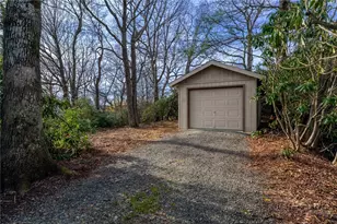 763 Gorge View Dr, Blowing Rock, NC 28605 - Photo 32