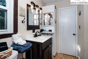 103 Mid Holiday Ln, Beech Mountain, NC 28604 - Photo 16