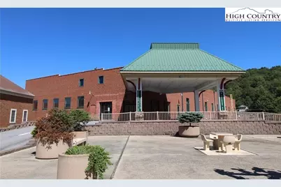 104 Jefferson Station Place #104, West Jefferson, NC 28694 - Photo 1