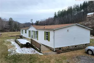 10432 N Nc Hwy 194 Hwy, Todd, NC 28684 - Photo 2