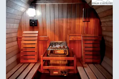 127 Raven Road, Beech Mountain, NC 28604 - Photo 32