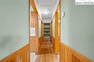 211 Apple Way, Blowing Rock, NC 28605 - Photo 16