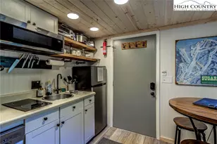 76 Creekside Dr, Banner Elk, NC 28604 - Photo 6