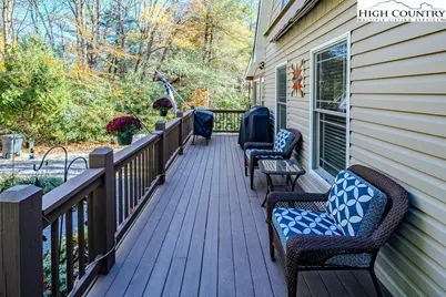 172 Valley Lane, Newland, NC 28657 - Photo 8