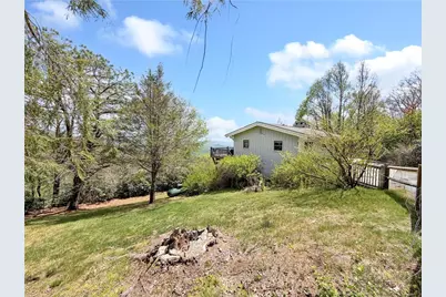 8007 Cloud Forest Lane, Blowing Rock, NC 28605 - Photo 18