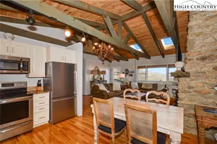 8007 Cloud Forest Ln, Blowing Rock, NC 28605 - Photo 8