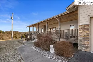 457 Pritchard Rd, Newland, NC 28657 - Photo 4