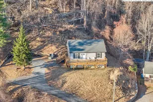 140 Alexander Dr, Boone, NC 28607 - Photo 2
