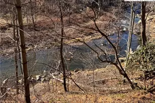 18 N US 19-E Hwy, Newland, NC 28657 - Photo 6