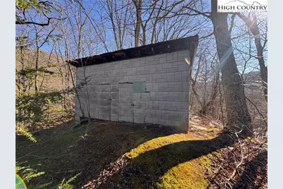 18 N US 19-E Highway, Newland, NC 28657 - Photo 28