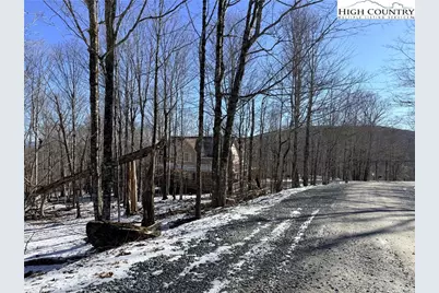 102 Northridge Road, Beech Mountain, NC 28604 - Photo 2