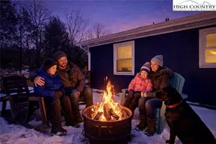 34 Cynthia Ln, Banner Elk, NC 28604 - Photo 2