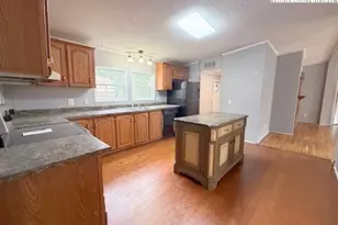 68 Rhoneys Vw Rd, Newland, NC 28657 - Photo 6