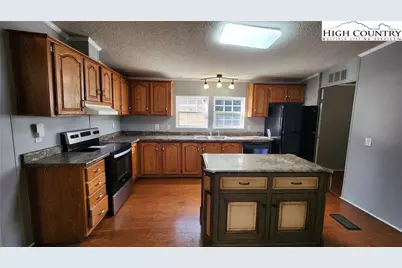 68 Rhoneys View Road, Newland, NC 28657 - Photo 6