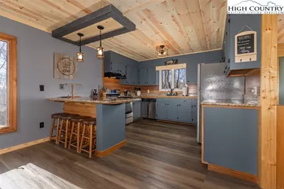 468 E Horse Shoe Ridge Road, Deep Gap, NC 28618 - Photo 14