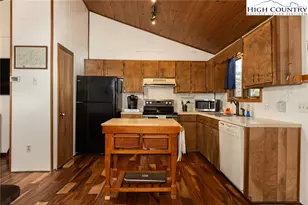 844 E Laurel Circle, Deep Gap, NC 28618 - Photo 8