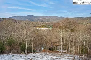 126 Rock Spring Cir, Sugar Mountain, NC 28604 - Photo 28