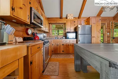 185 Scenic Vista Trail, Blowing Rock, NC 28605 - Photo 8