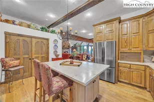 530 Howards Knob Rd, Boone, NC 28607 - Photo 8