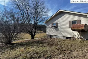 610 Collins Rd, Sparta, NC 28675 - Photo 4